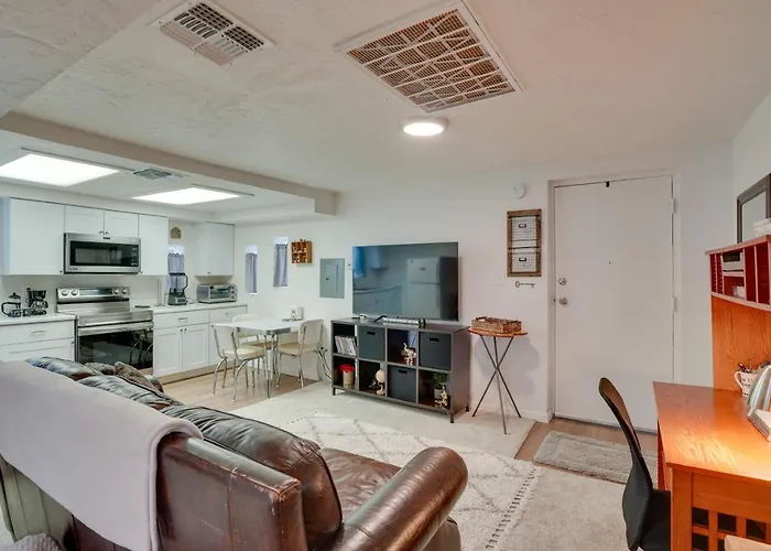 Apartment ~ 2 Mi To Of Arizona! *